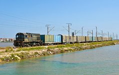 entre Monastir et Sahline avec un train marchandise en direction de Mahida